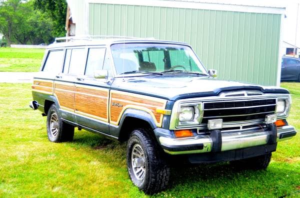 1988 Jeep Grand Wagoneer