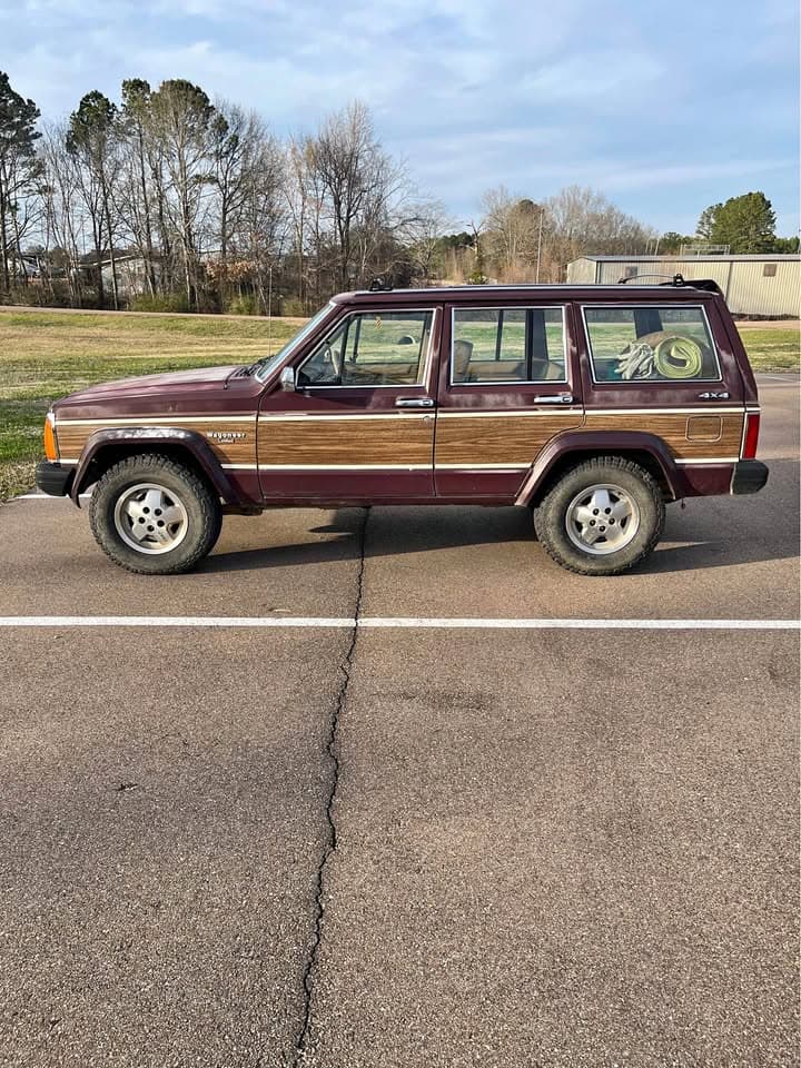 1988 Jeep Grand Wagoneer Sport Utility 4D