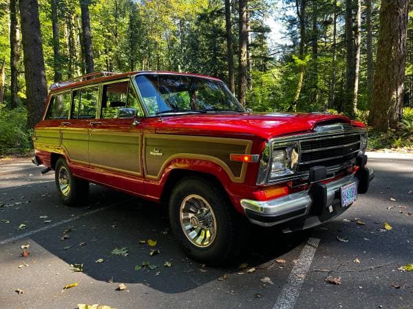 1986 Jeep Grand Wagoneer