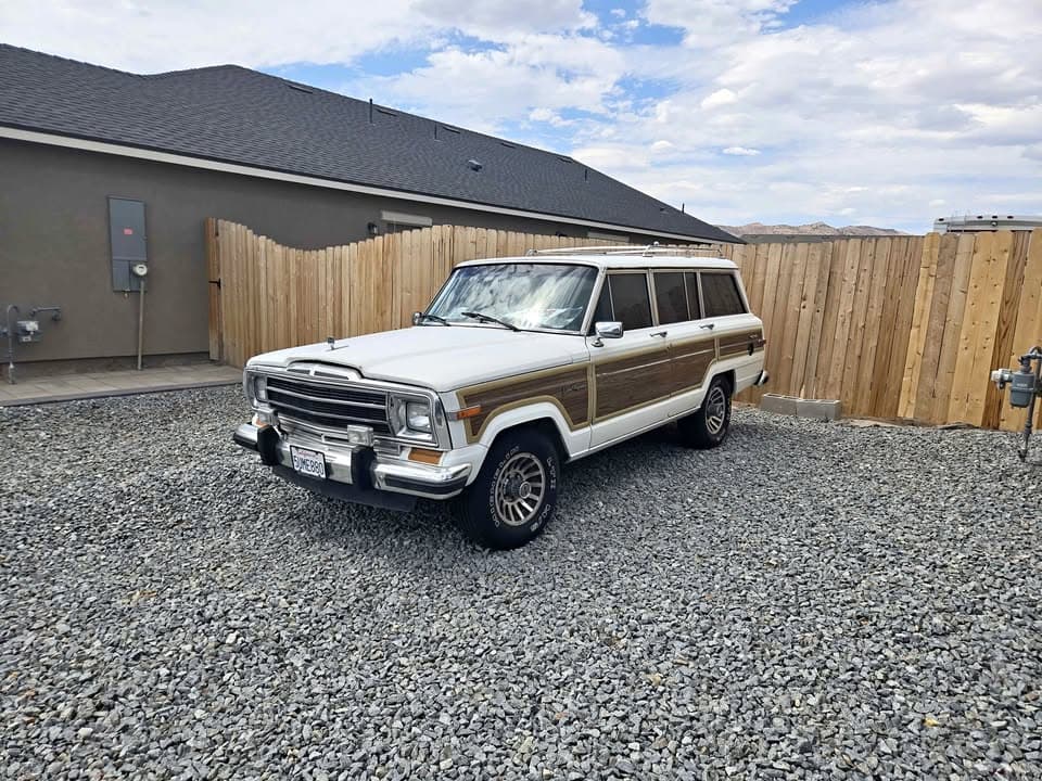 1988 Jeep Grand Wagoneer
